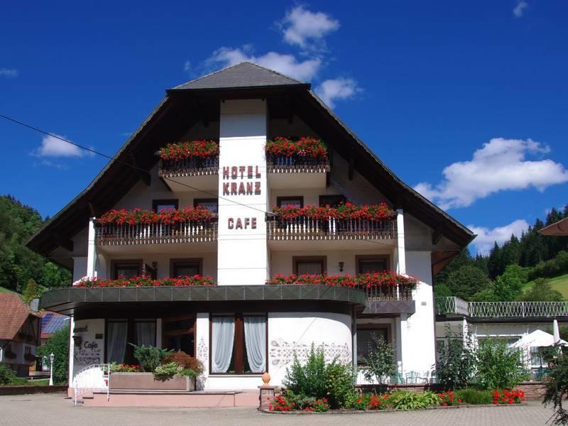 Zum Kranz Garni Hotel Bad Rippoldsau Luaran gambar