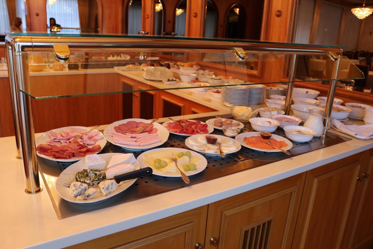 Zum Kranz Garni Hotel Bad Rippoldsau Luaran gambar